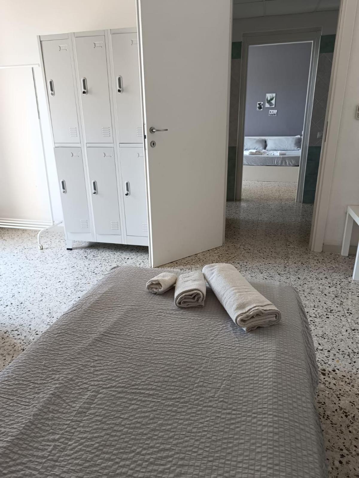 Hostel Glemerald *